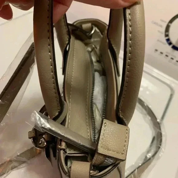 NWT Nine West Women’s Tan Mini Bag With Stripes & Handle - Picture 6 of 7